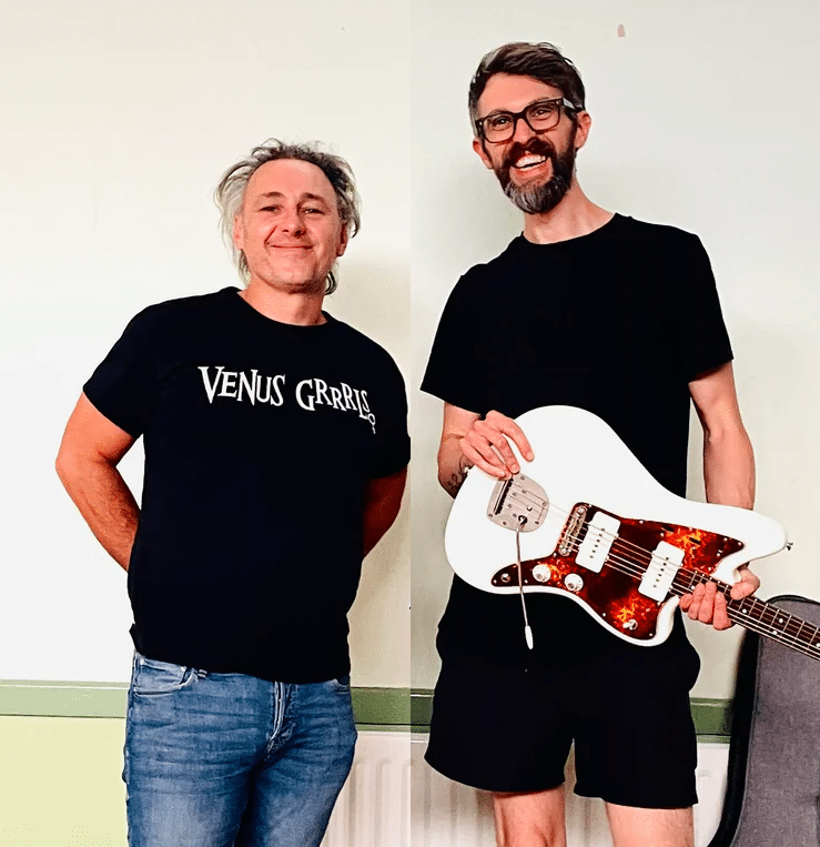 James and Lee - James Gascoigne